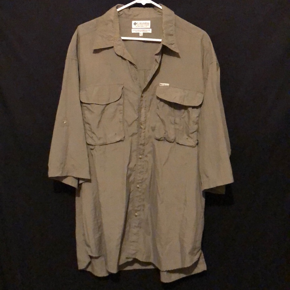 Men’s Columbia XXL Short Sleeve Button Down. Sportswear. VGUC